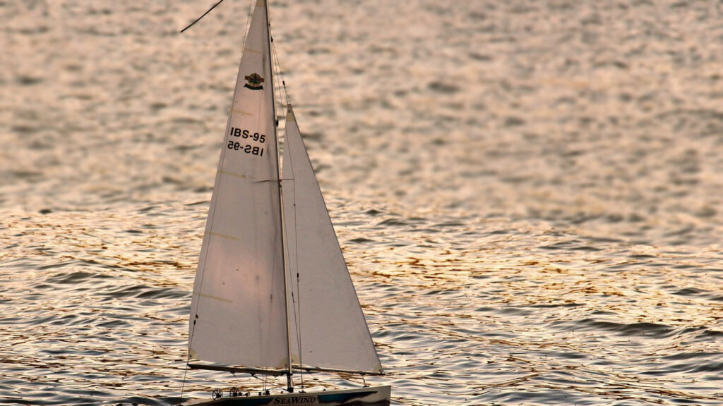 Avant de prendre la mer, prenez contact avec un magasin d'accastillage